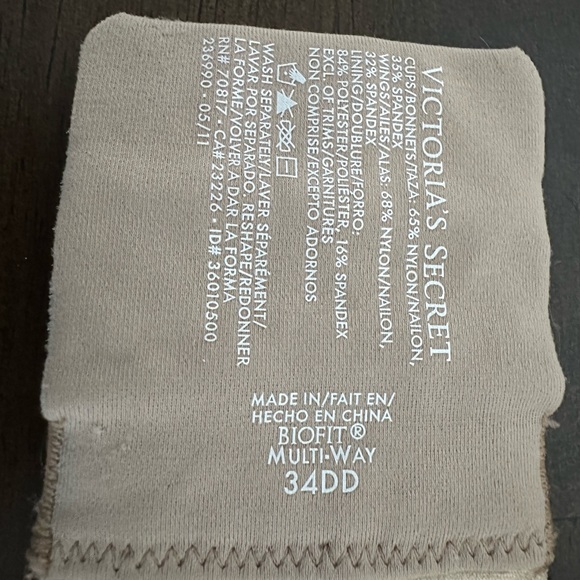 Victoria’s Secret BioFit Multi Way Bras 34DD Set of 2 - Picture 3 of 7